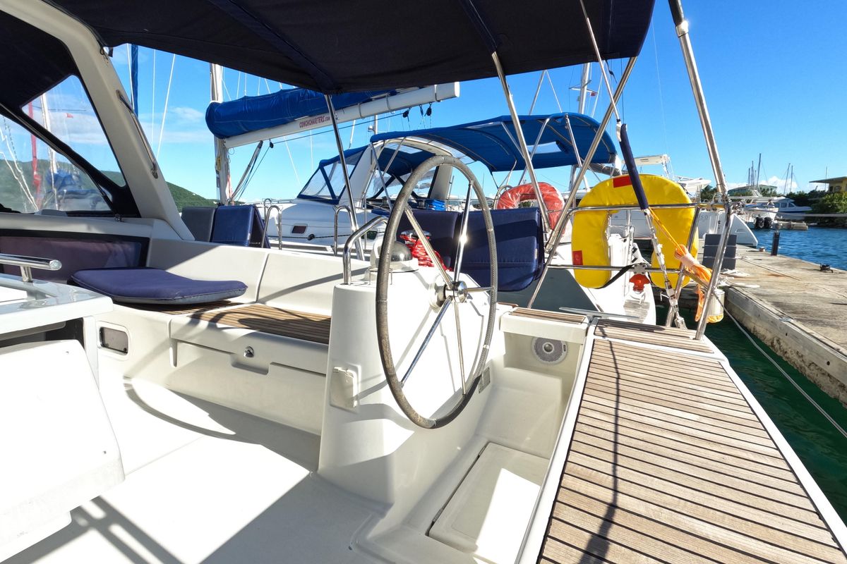 2017 Beneteau Oceanis 48
