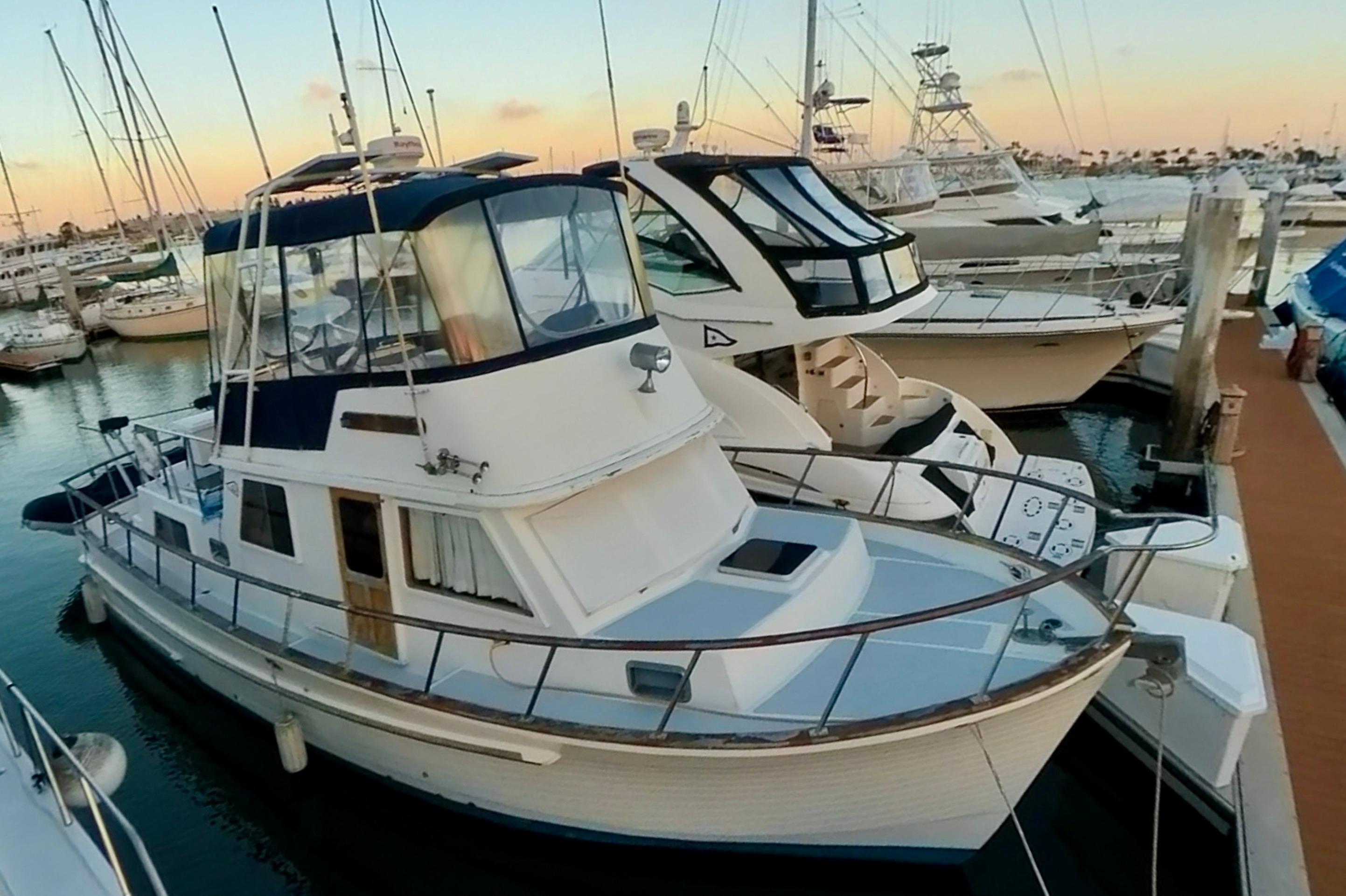 1985 Monk 36