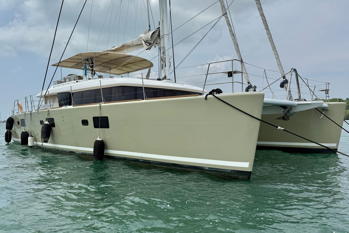 2011 Lagoon 620