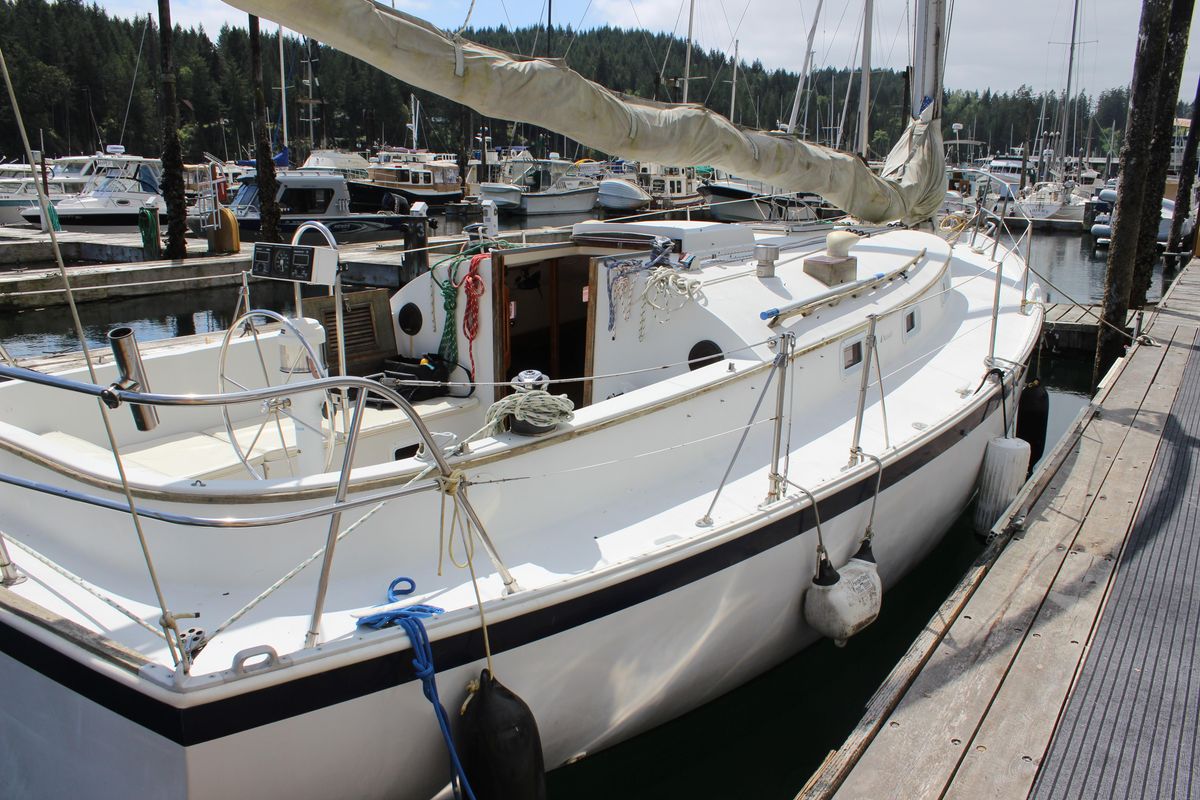 1985 Nonsuch 30
