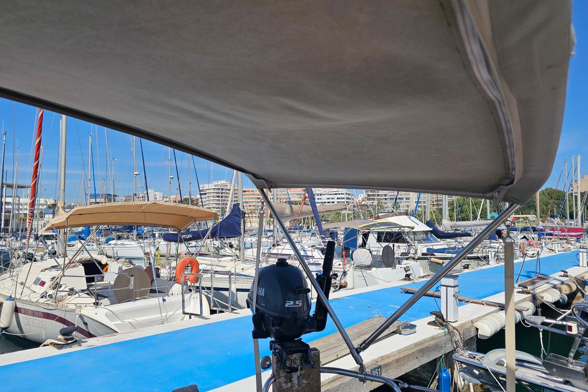 2012 Grand Soleil 39