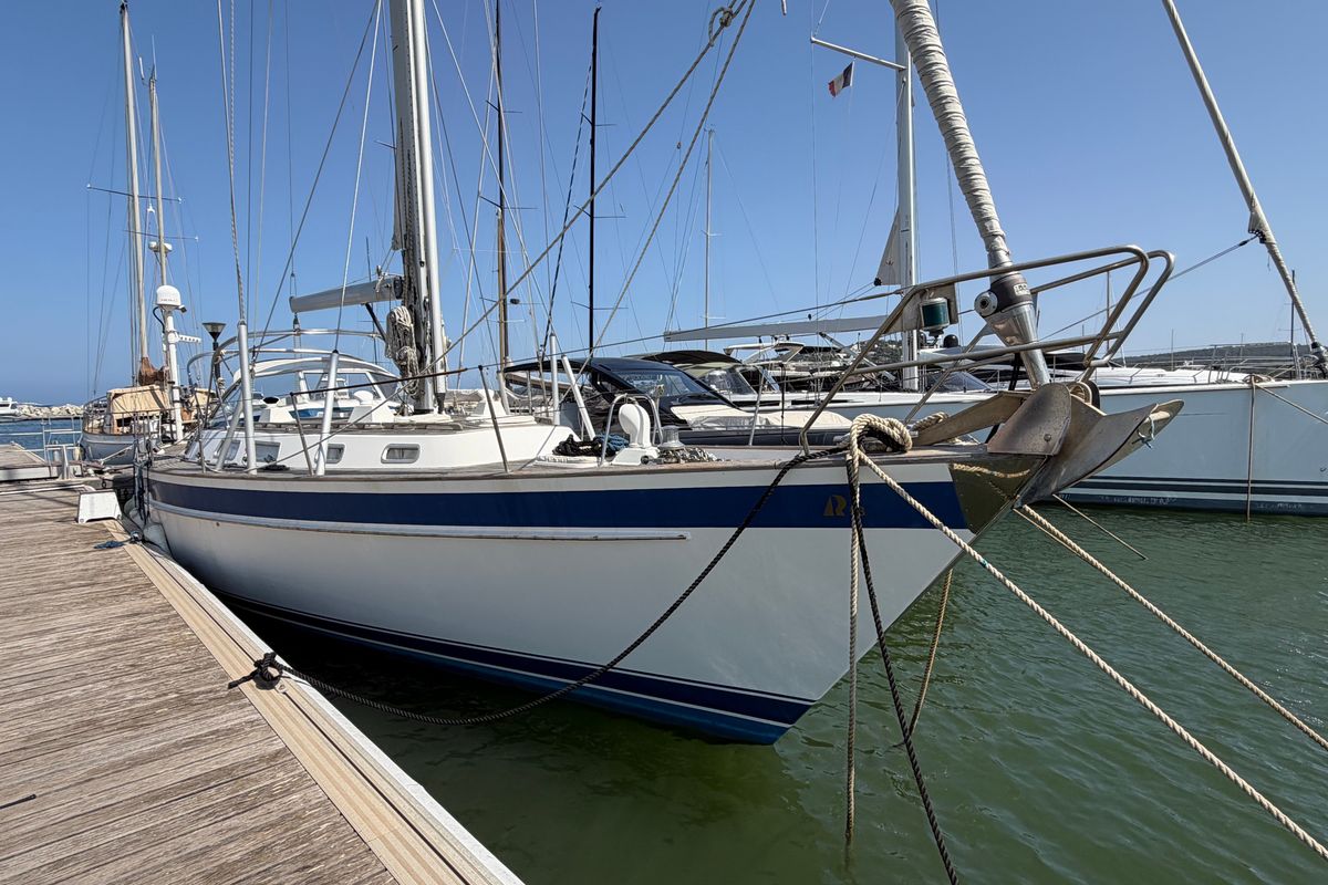 2004 Hallberg-Rassy 53