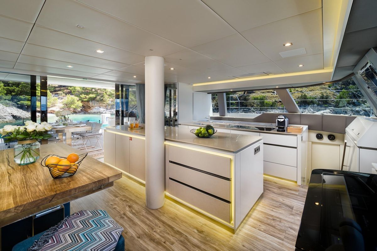 2020 Sunreef 60