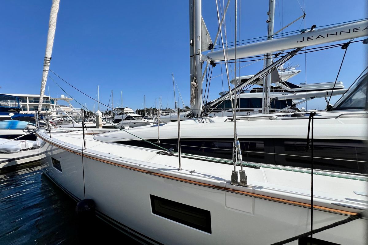 2018 Jeanneau 54