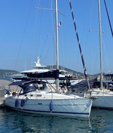 2006 Beneteau 323 Boats