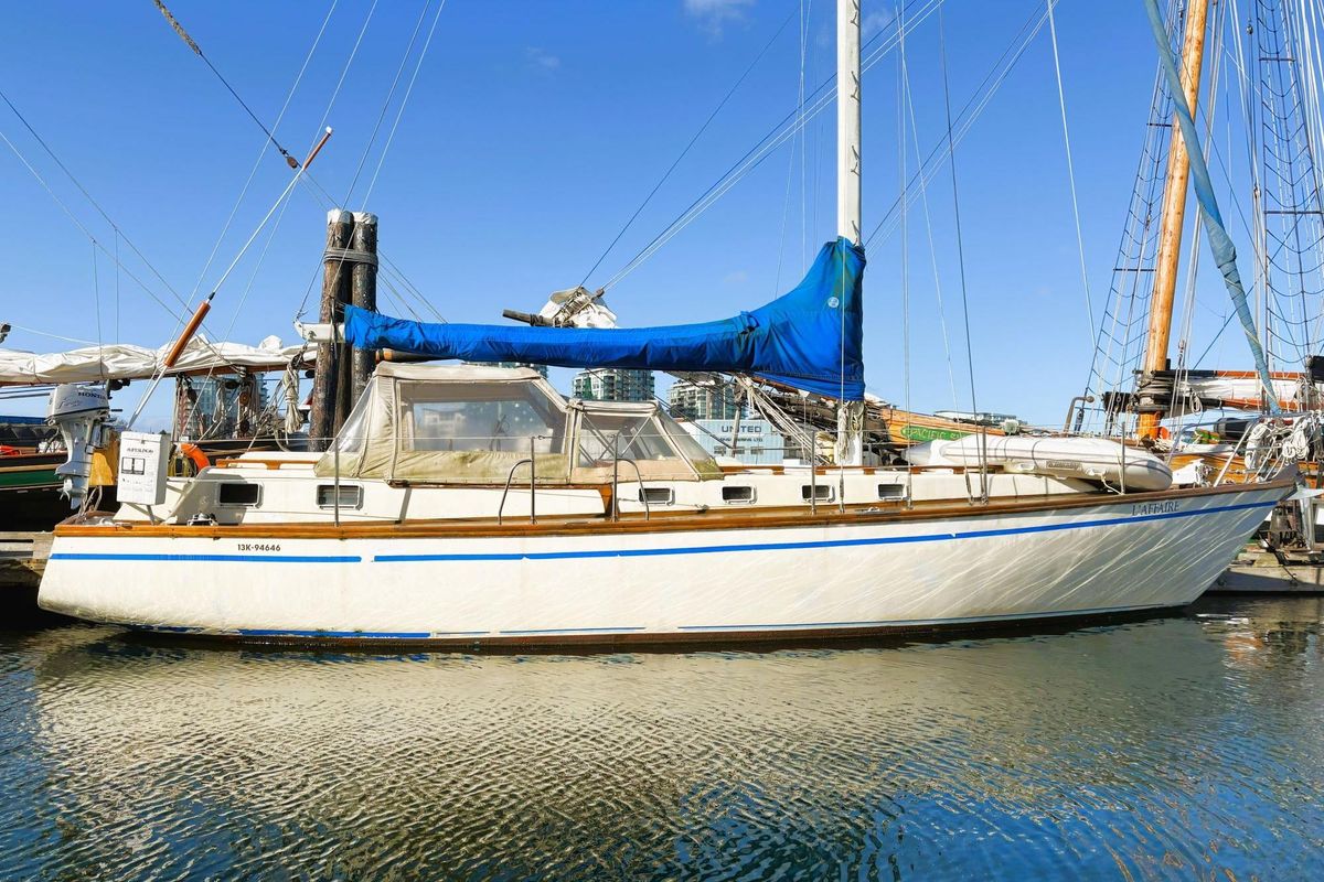 1980 Discovery 42