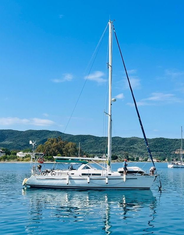 1995 Beneteau Oceanis 44 CC for sale in Tabaiba Baja, Santa Cruz De Tenerife, Spain