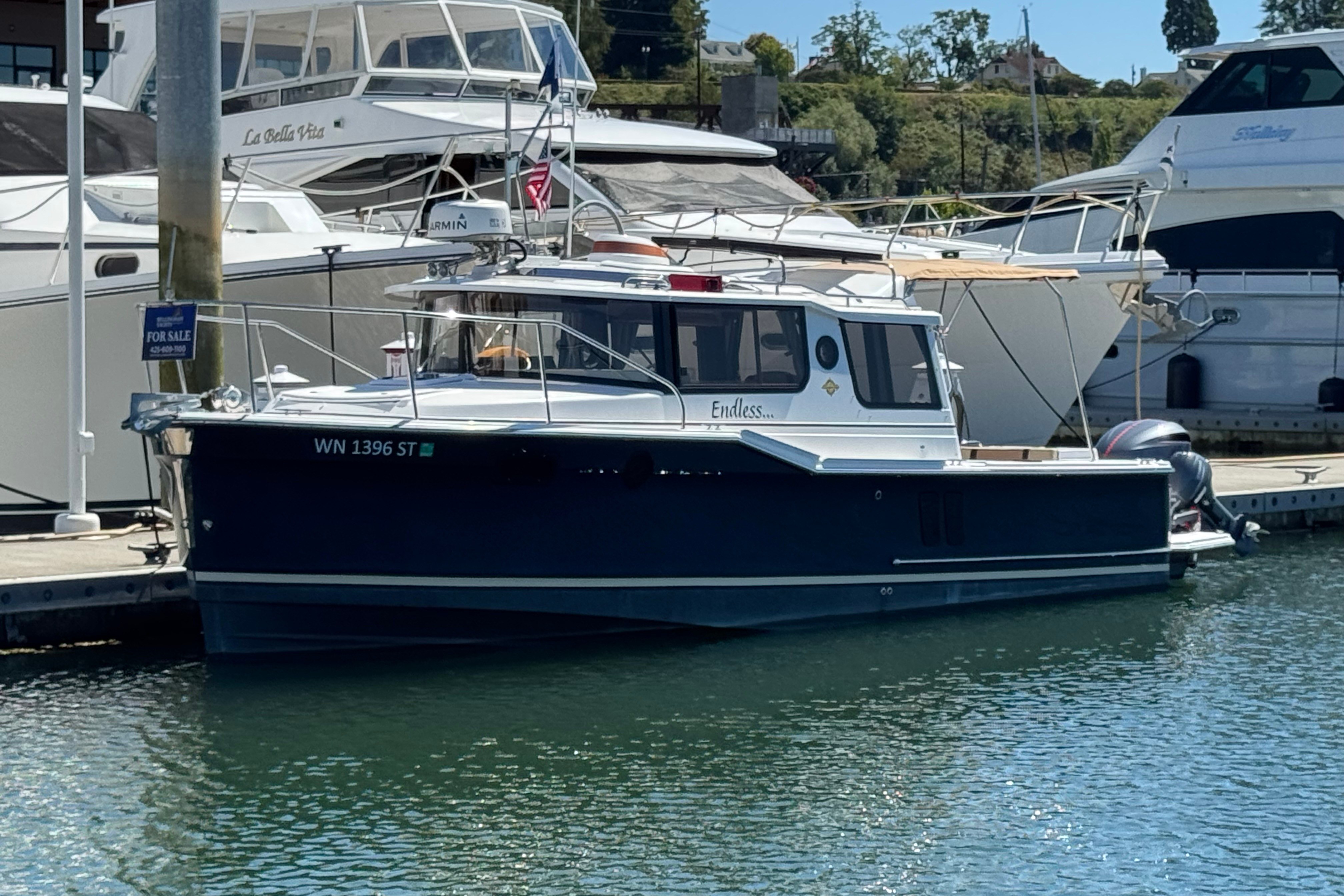 2018 Ranger Tugs R-27