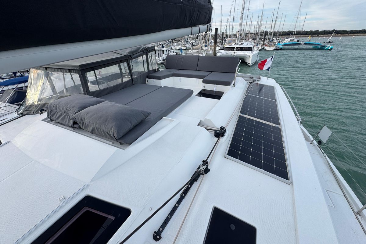 2021 Fountaine Pajot Saona 47