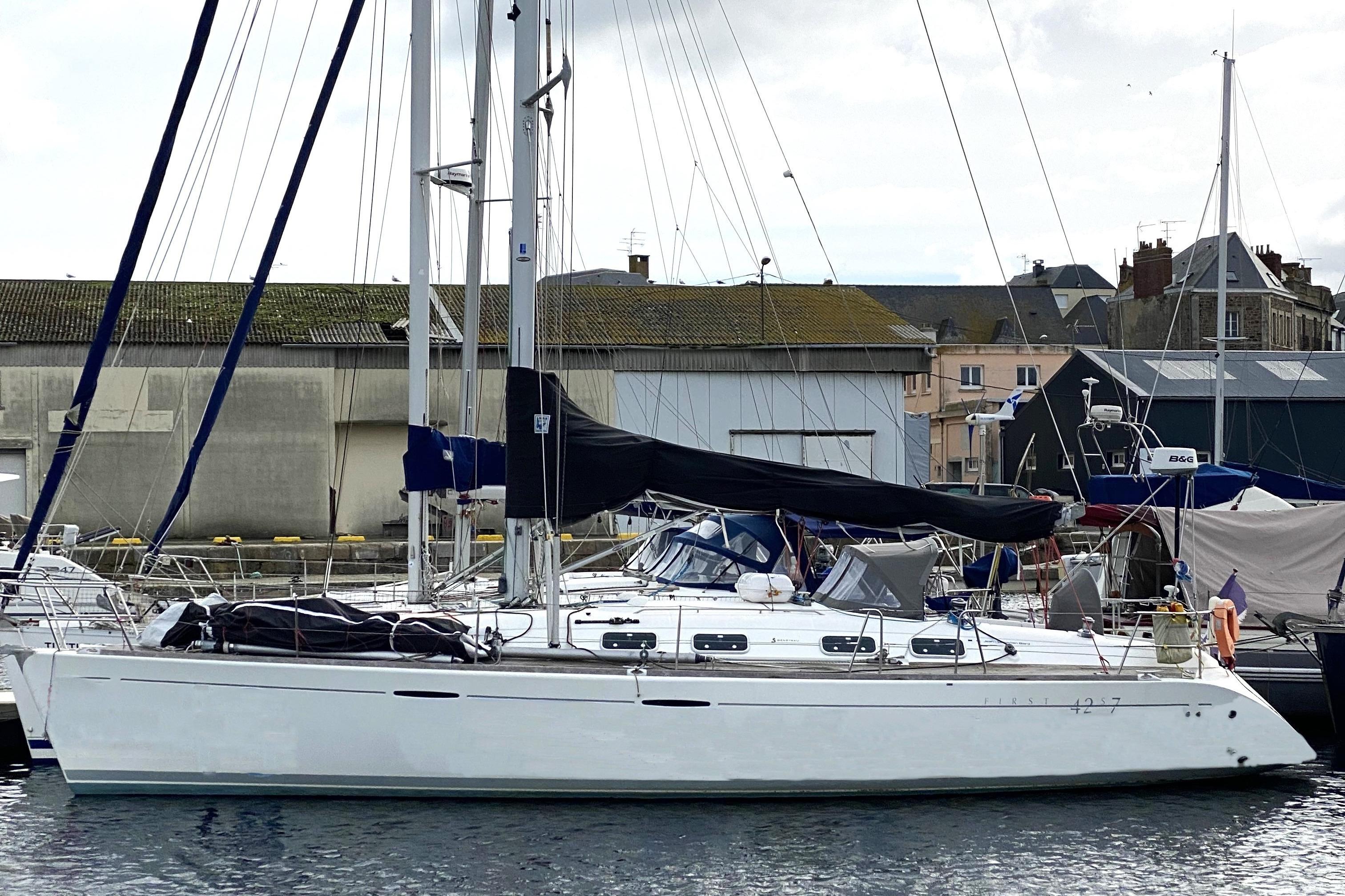 1994 Beneteau First 42s7 for sale in Saint-Malo, Ille-et-Vilaine, France