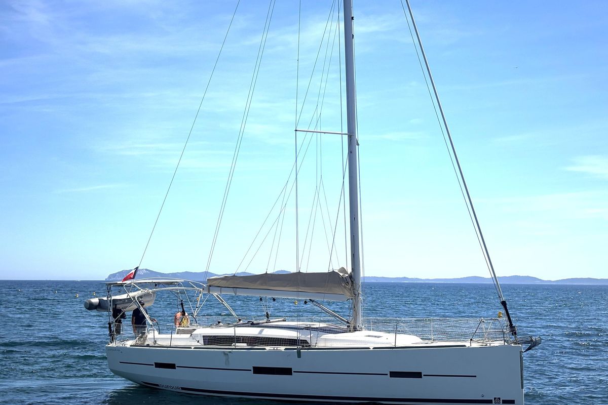 2021 Dufour 412