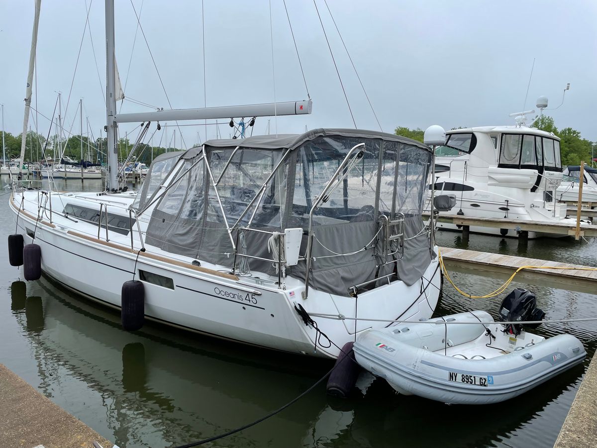 2018 Beneteau Oceanis 45