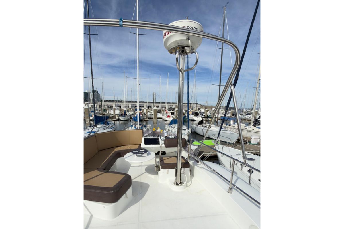 2016 Beneteau Swift Trawler 30