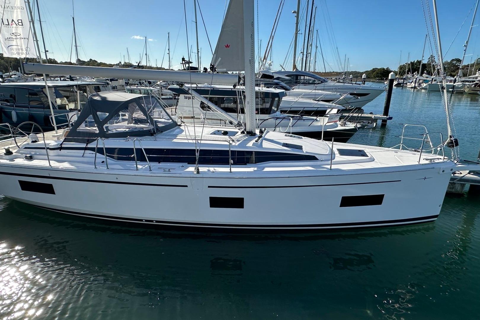 2024 Bavaria C38 Boats