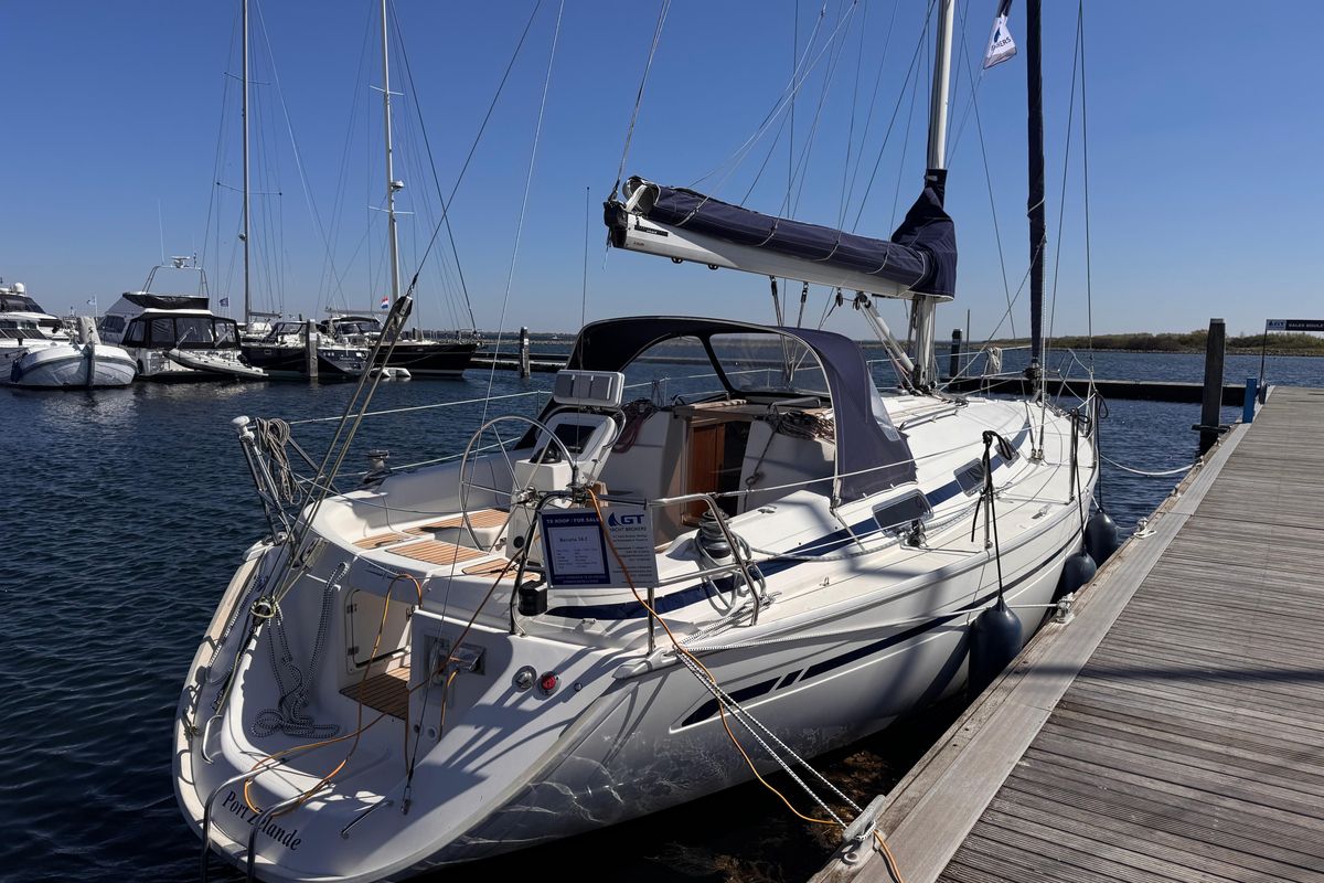 2000 Bavaria Cruiser 34