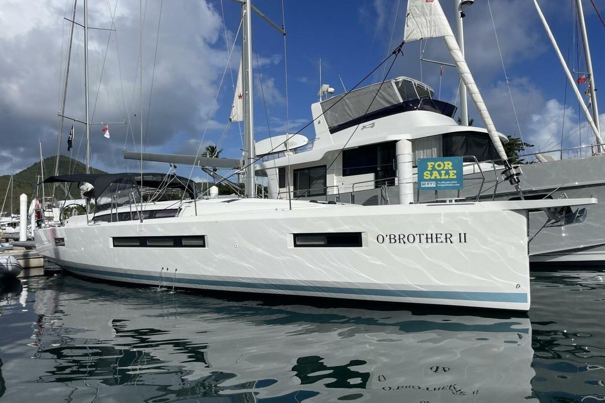 2022 Jeanneau Sun Odyssey 490