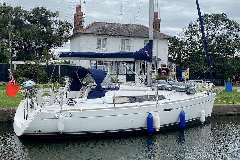 2008 Beneteau Oceanis 31 for sale in Ipswich, Suffolk, United Kingdom