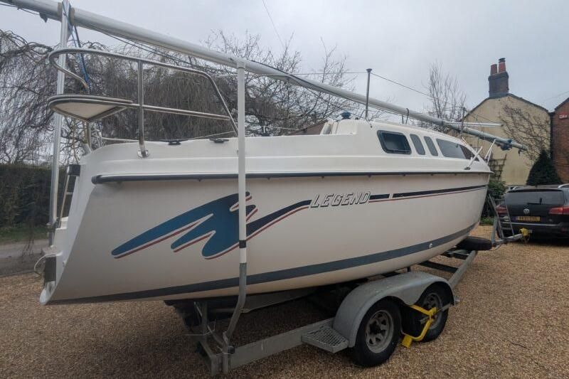 1996 Hunter 26