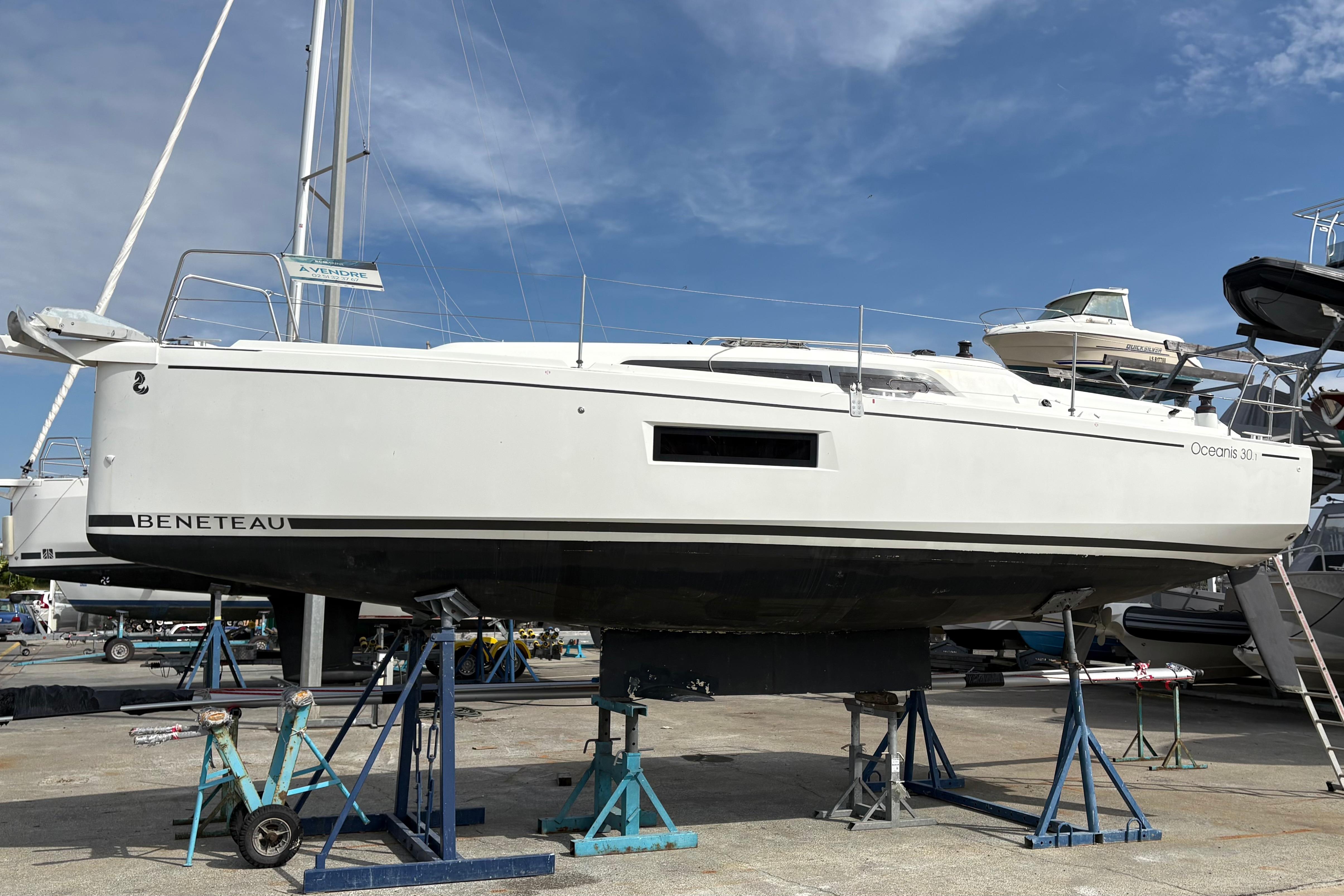 2021 Beneteau Oceanis 30.1 for sale in Les Sables-d'Olonne, Vendée, France