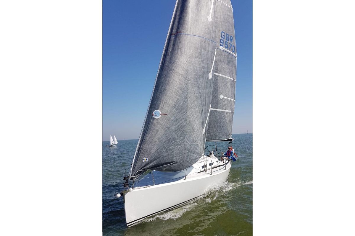 2005 J/Boats J/109