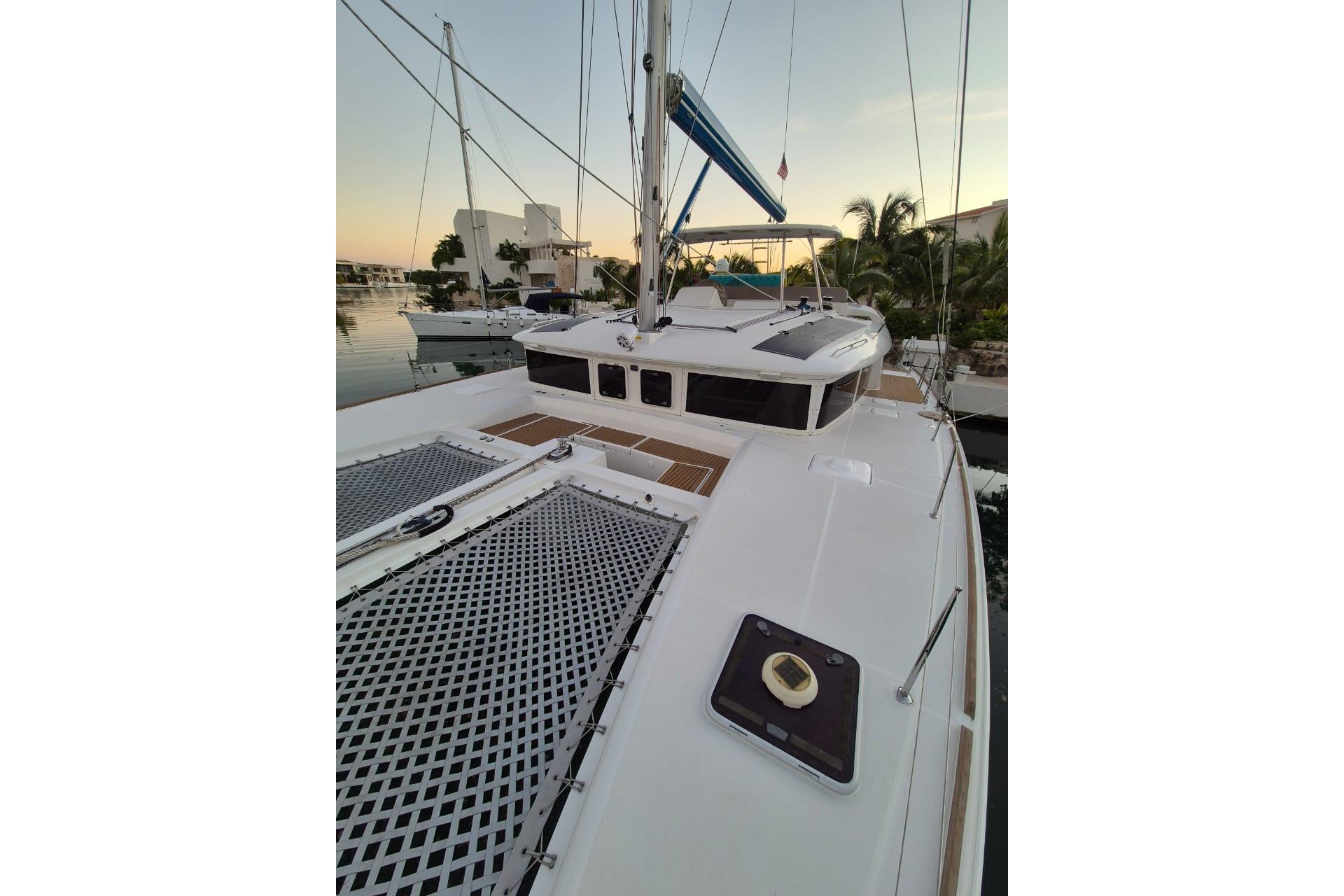 2012 Lagoon 450 Boats