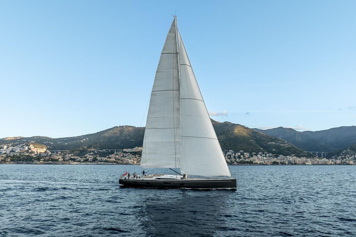 2021 Nautor Swan 98