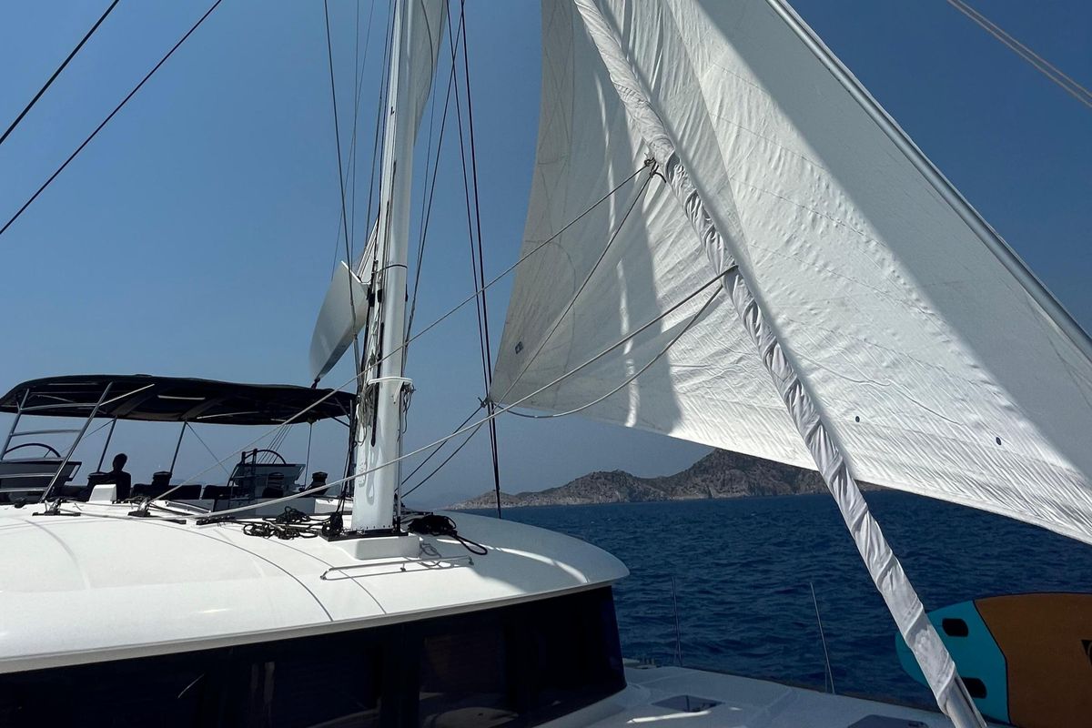 2017 Lagoon 620 Essence en venta en Phuket, Thailand