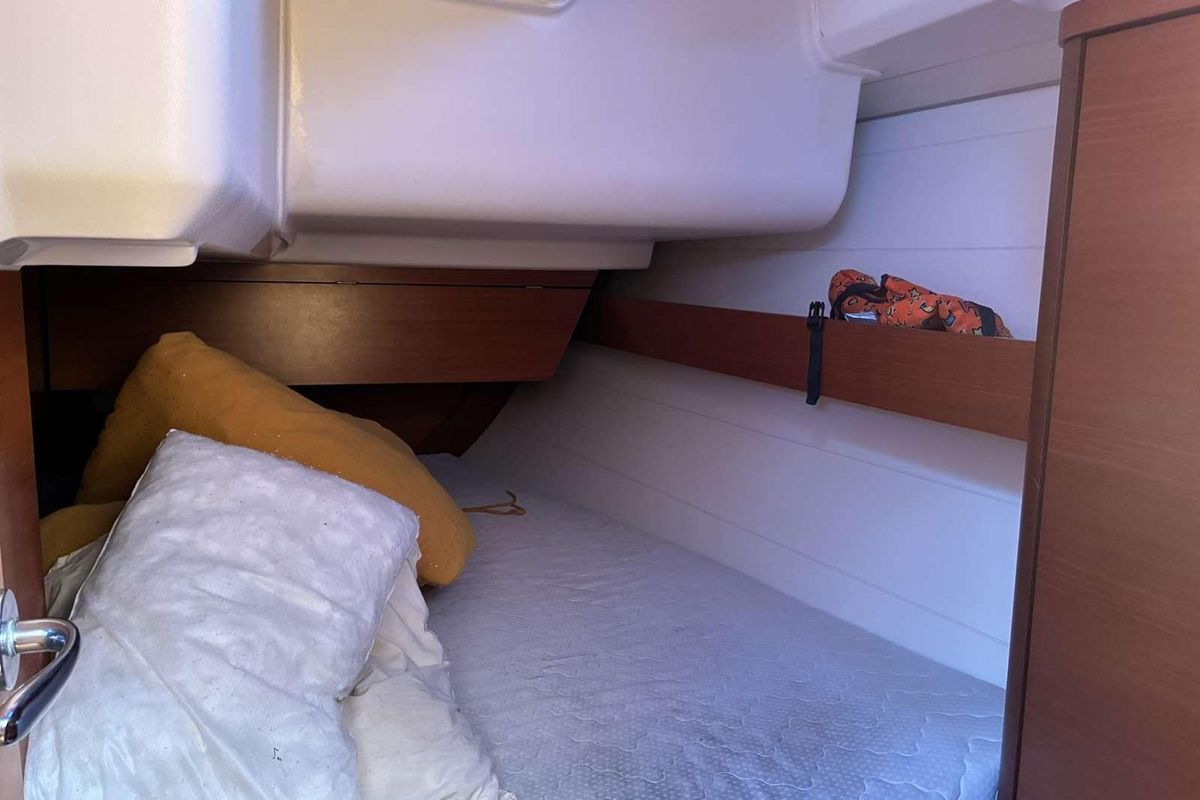 2011 Dufour 375 Grand Large