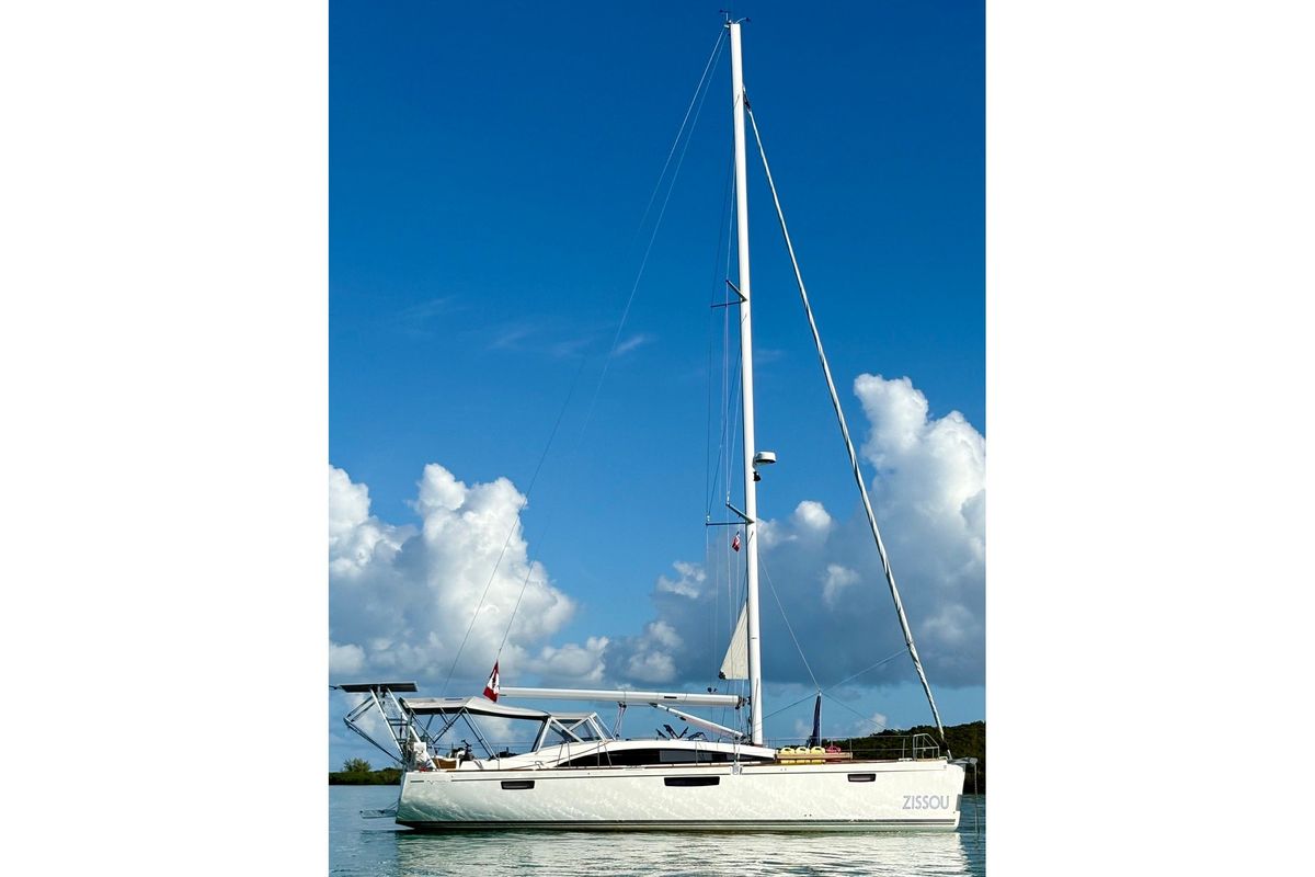 2015 Bavaria Vision 46