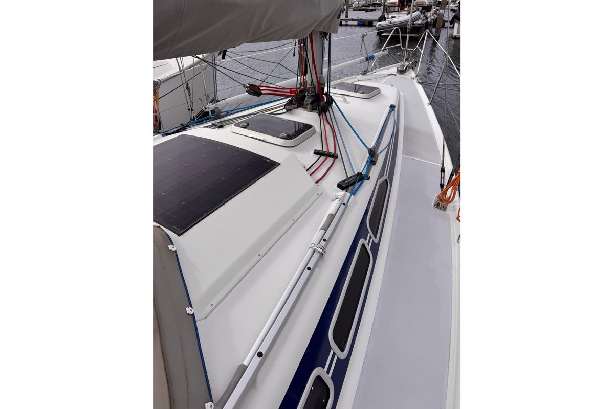 1996 Dehler 35 Cruising
