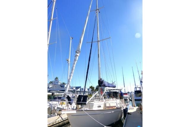 1999 Island Packet 45
