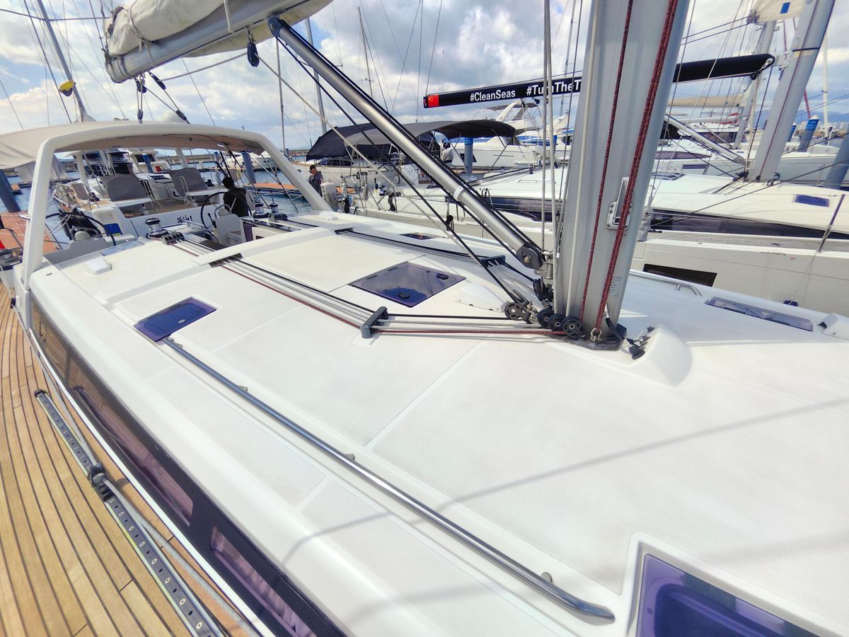 2017 Beneteau Oceanis 48
