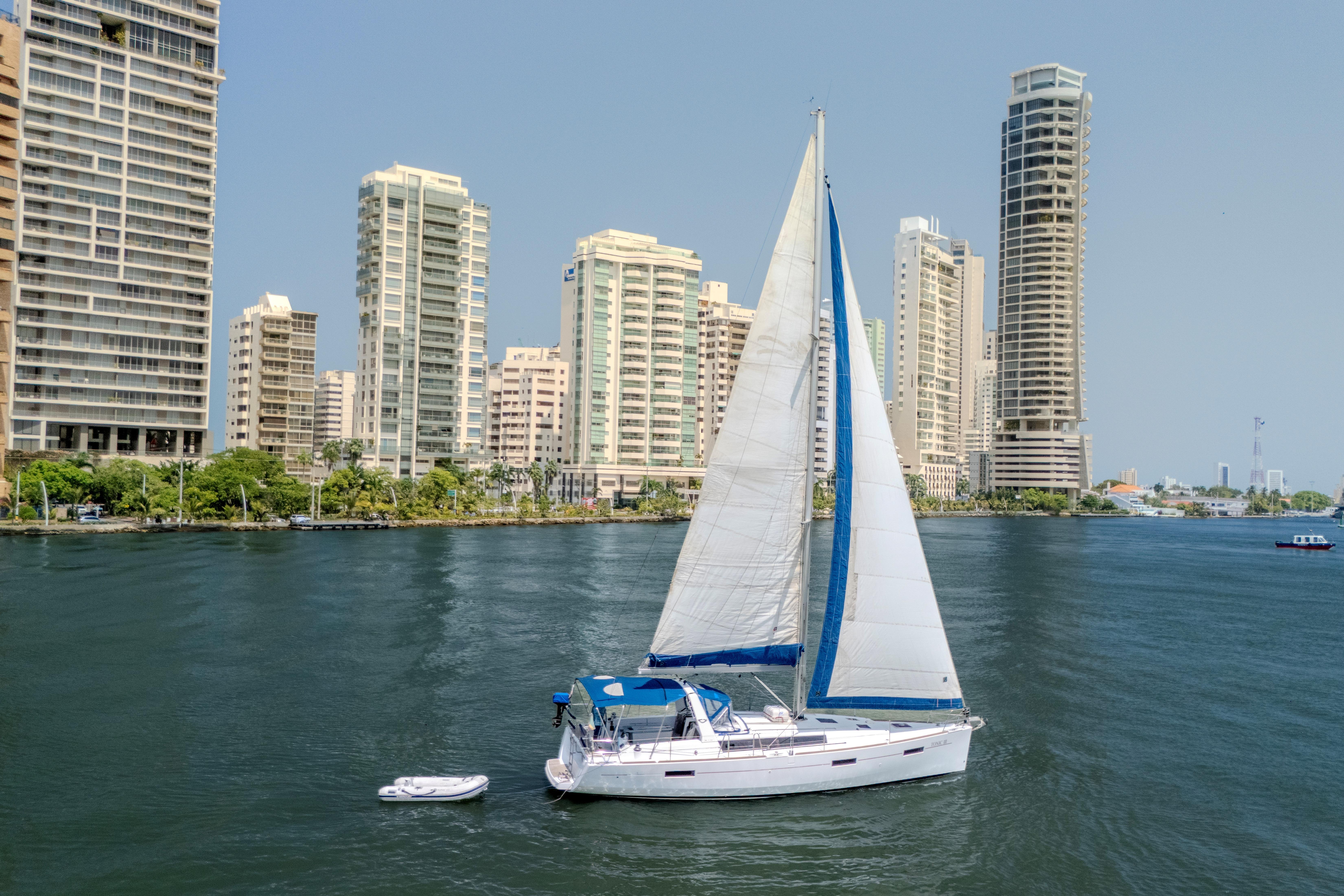 2013 Beneteau Oceanis 41 for sale in Cartagena, Colombia