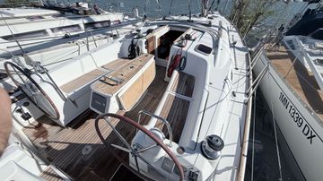 2010 Beneteau Oceanis 40 Boats