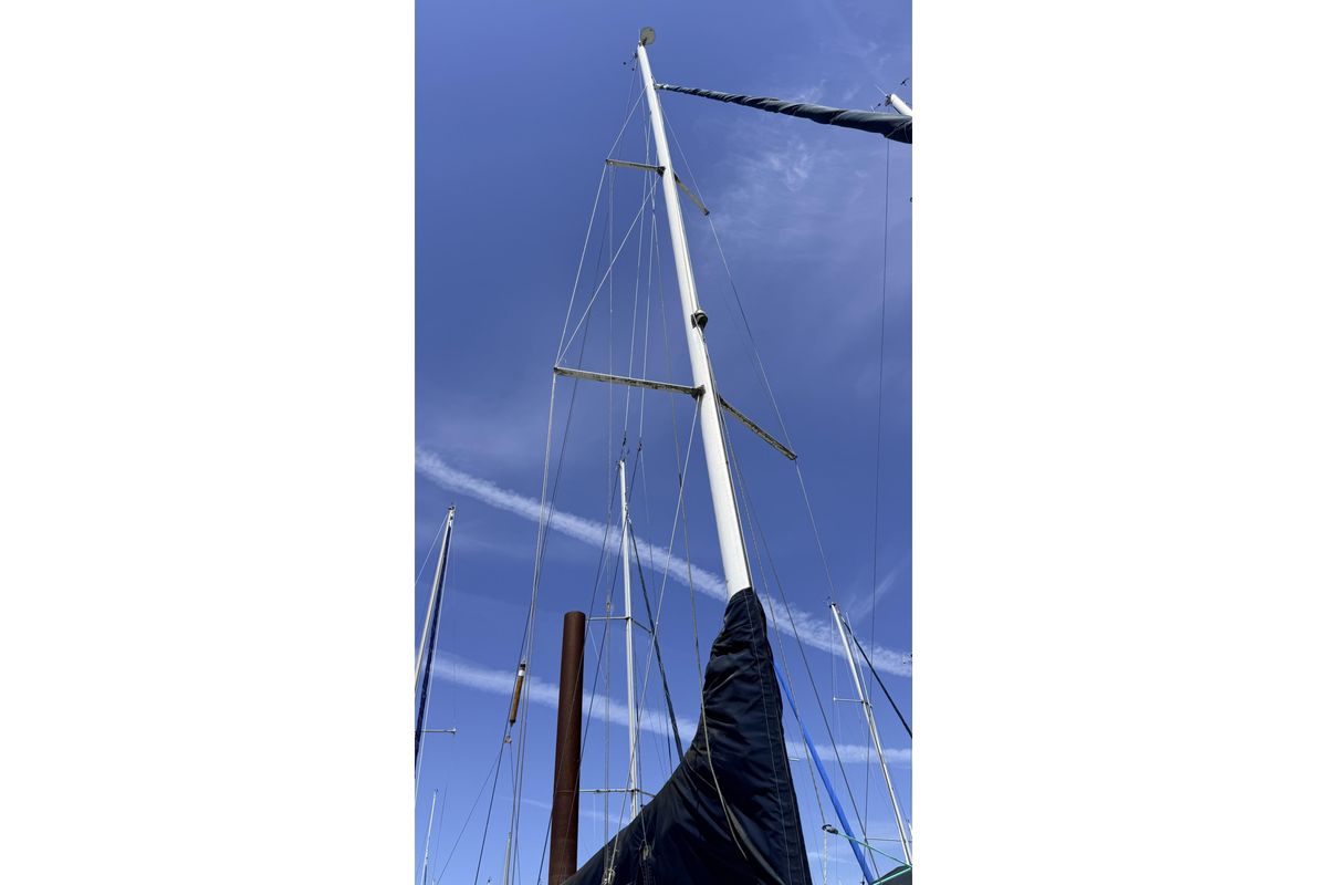 1991 Hunter 28