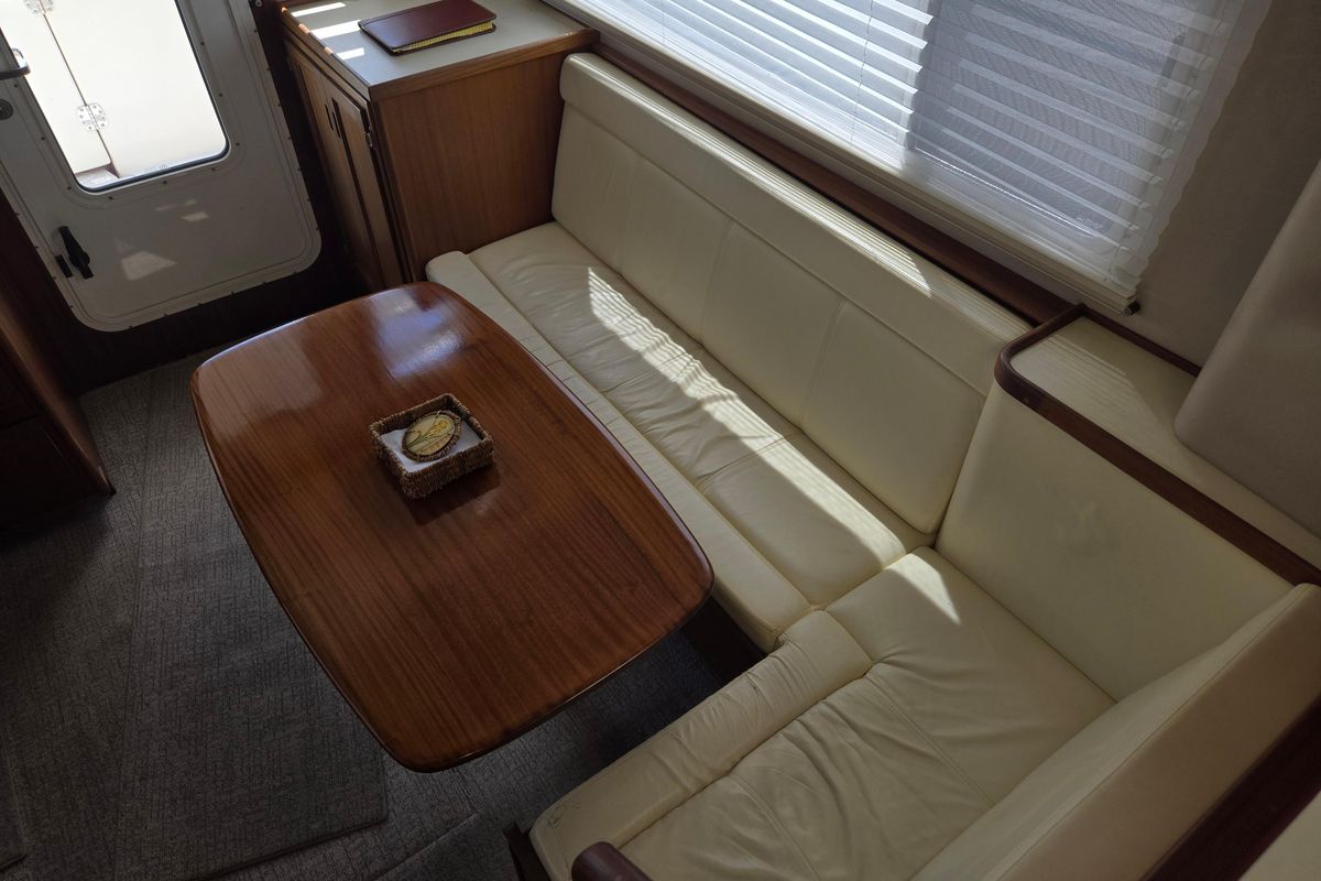 2012 American Tug 365 Flybridge