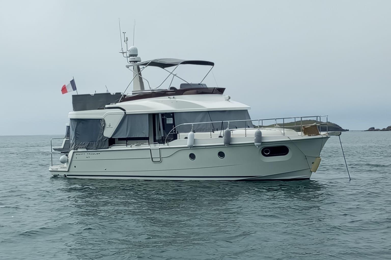 2022 Beneteau Swift Trawler 41 Fly for sale in Quiberon, Morbihan, France