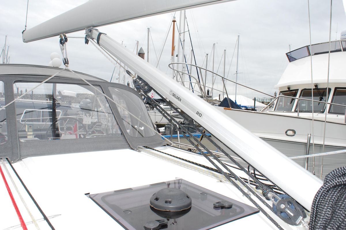 2023 Beneteau Oceanis 34.1