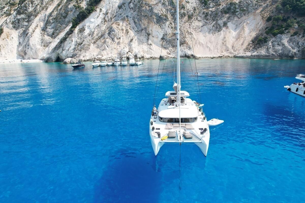 2022 Lagoon 50