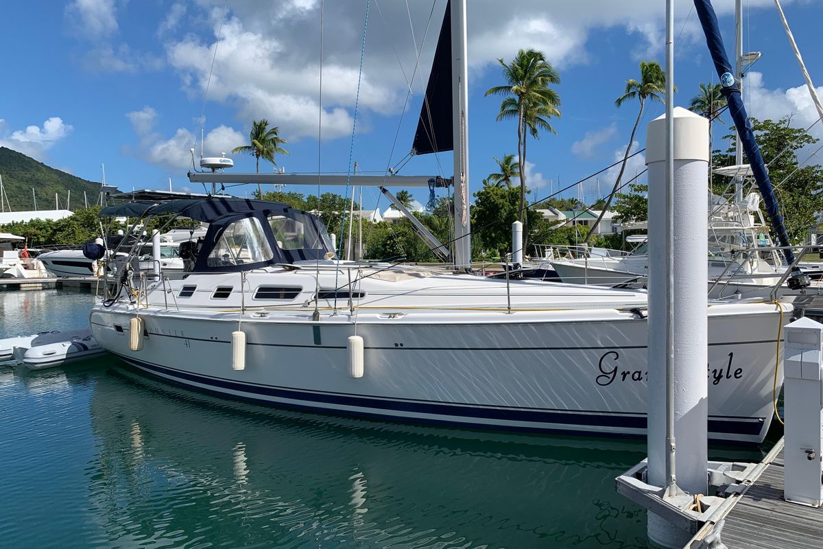 2004 Hunter 41 Aft Cockpit