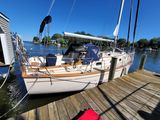 1989 Island Packet 38