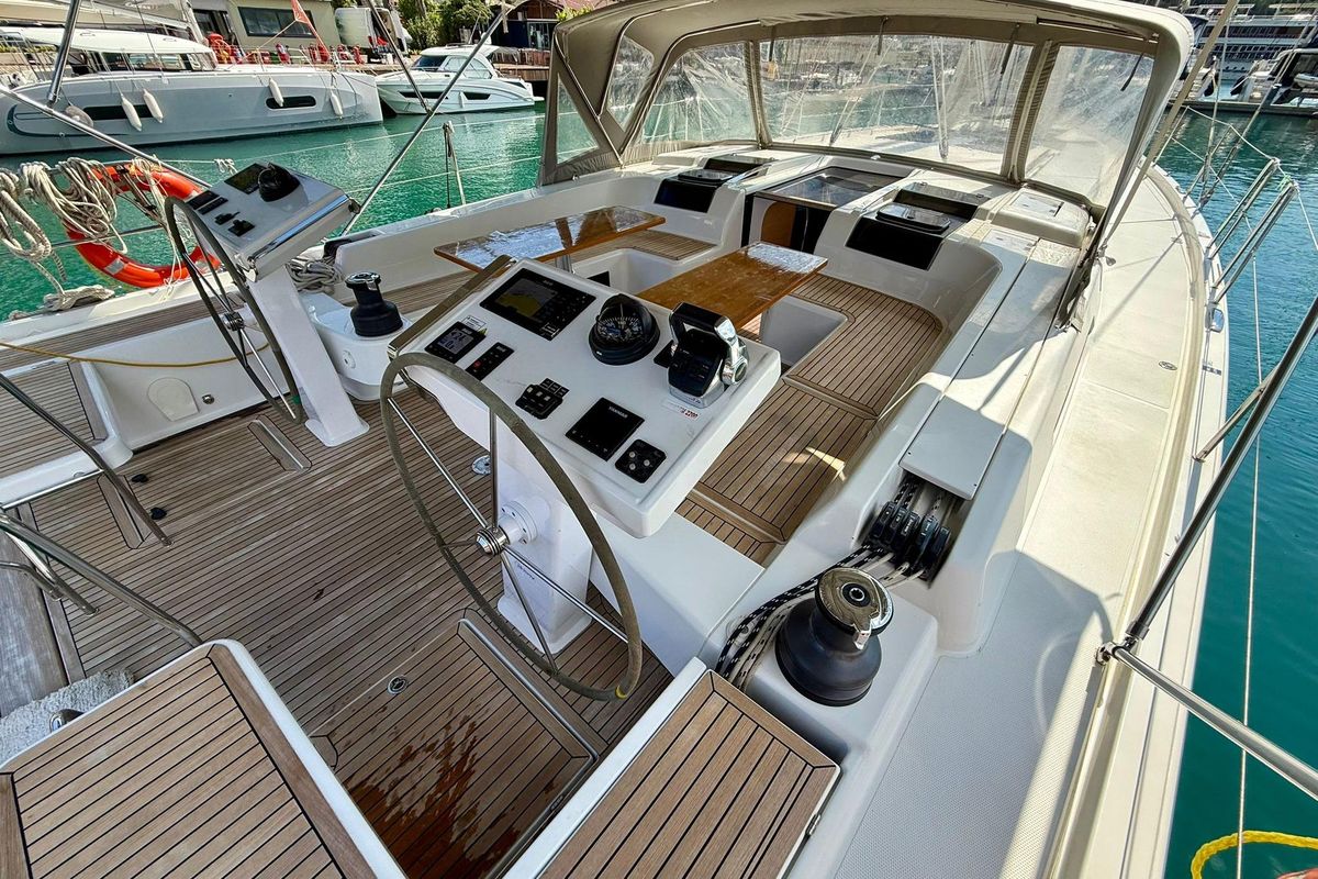 2019 Hanse 458