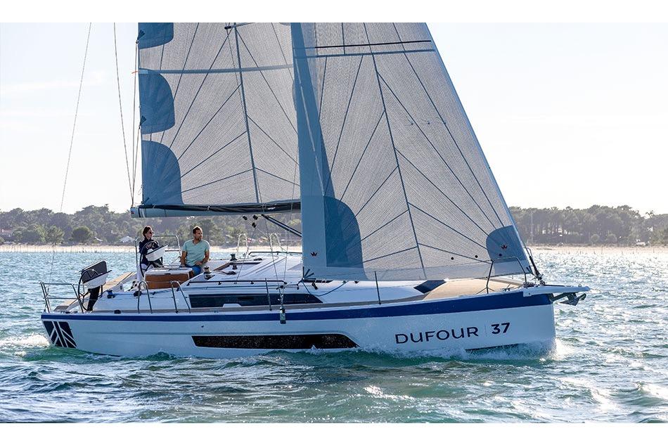 2024 Dufour 37 Boats