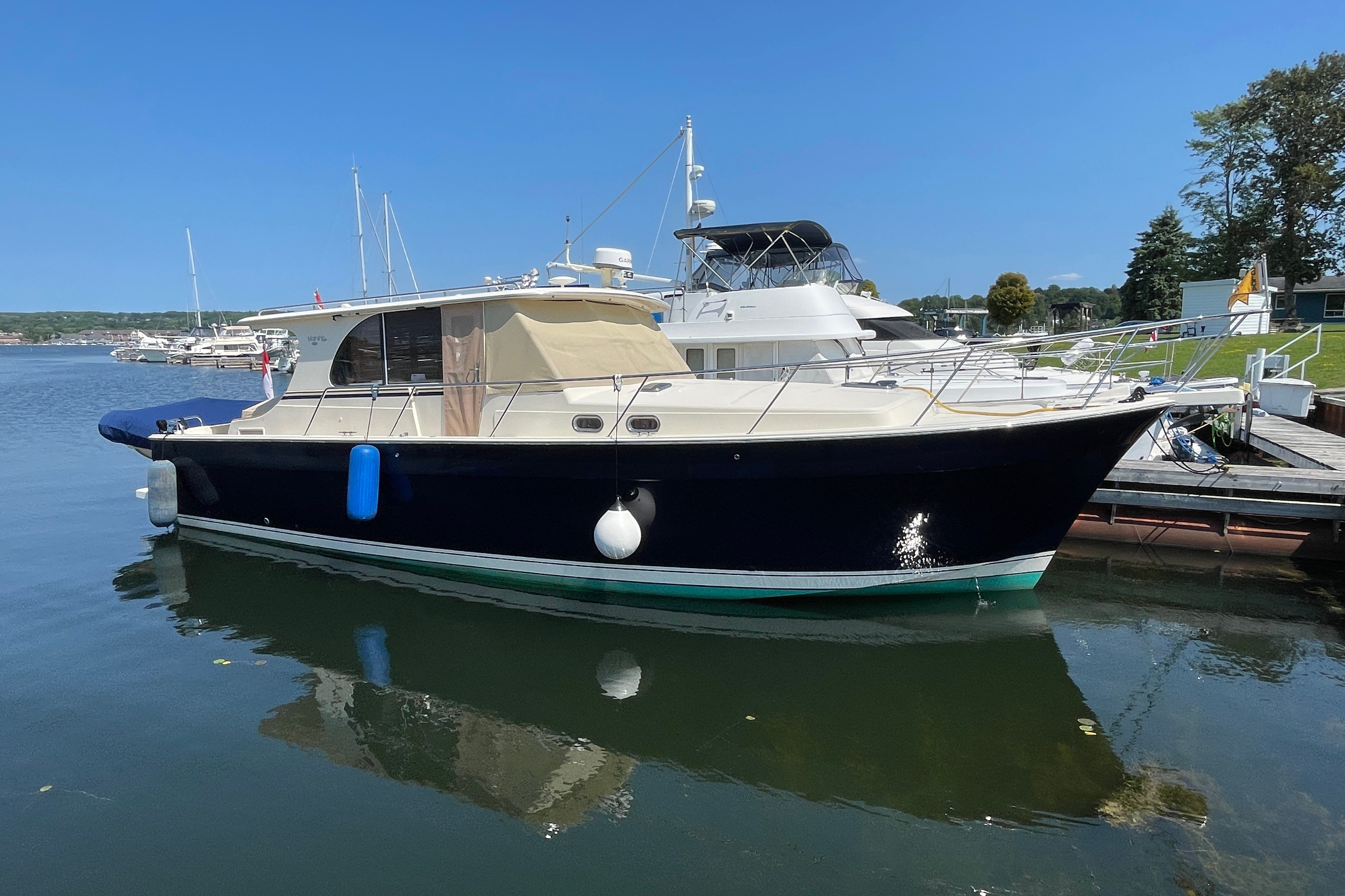 2007 Mainship Pilot 43 for sale in Penetanguishene, Ontario, Canada