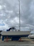1988 Pearson 28 Sloop