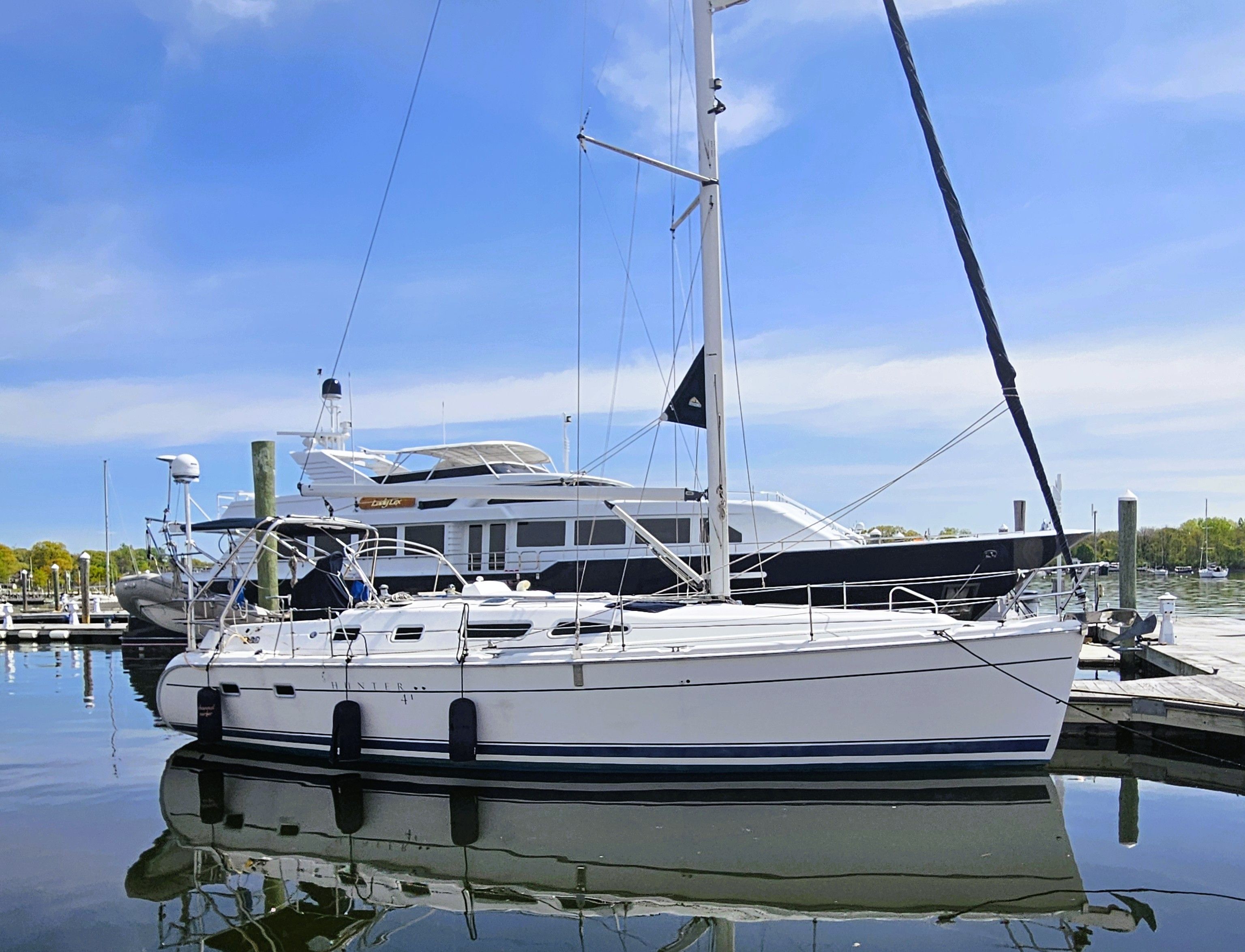 2007 Hunter 41 Deck Salon for sale in Port Washington, New York