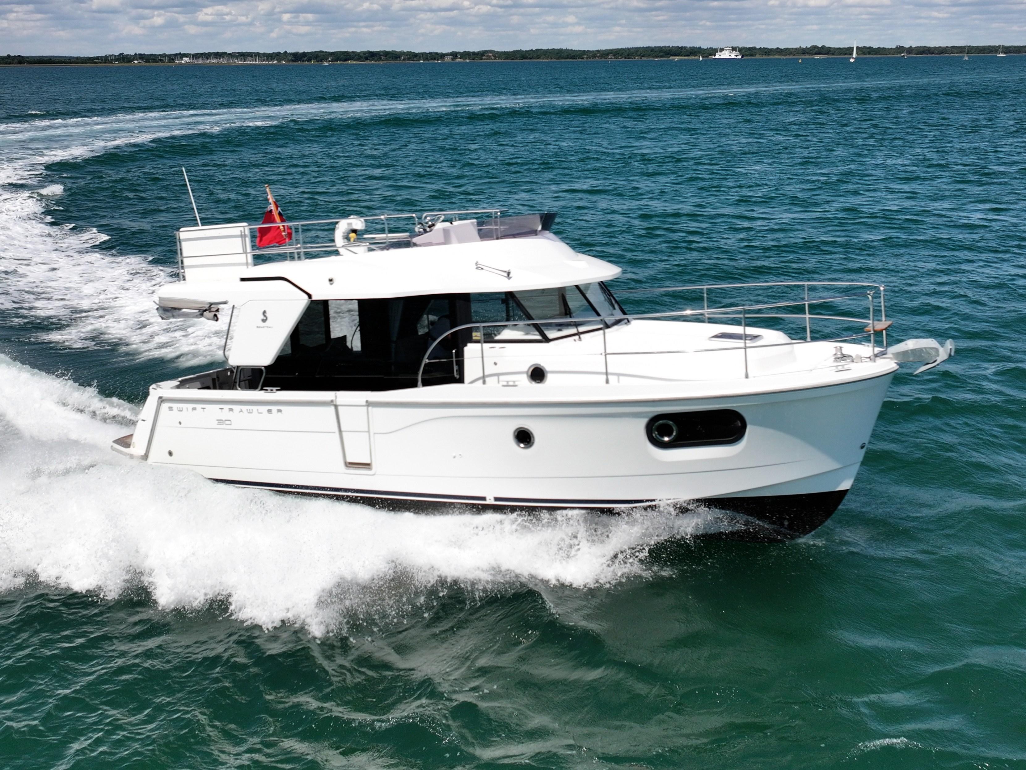2015 Beneteau Swift Trawler 30 for sale in Lymington Yacht Haven, United Kingdom