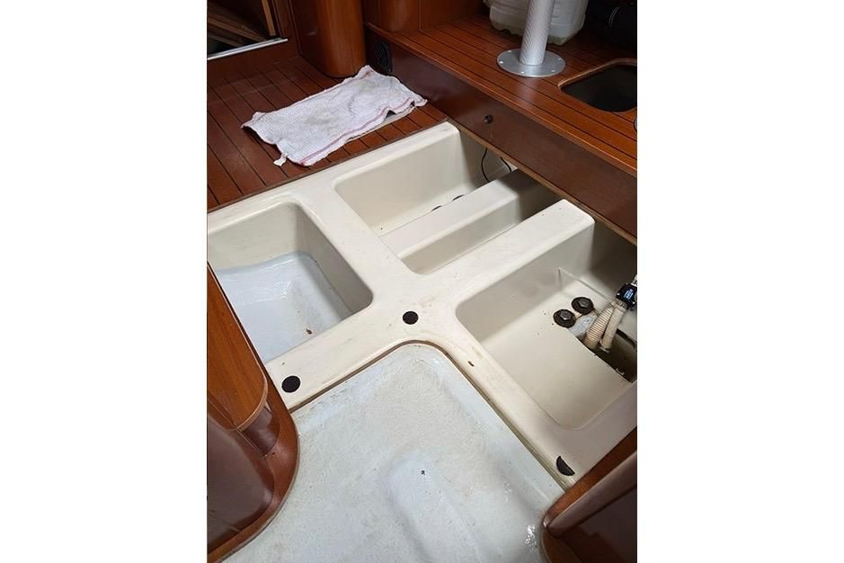2002 Beneteau Oceanis 40 CC