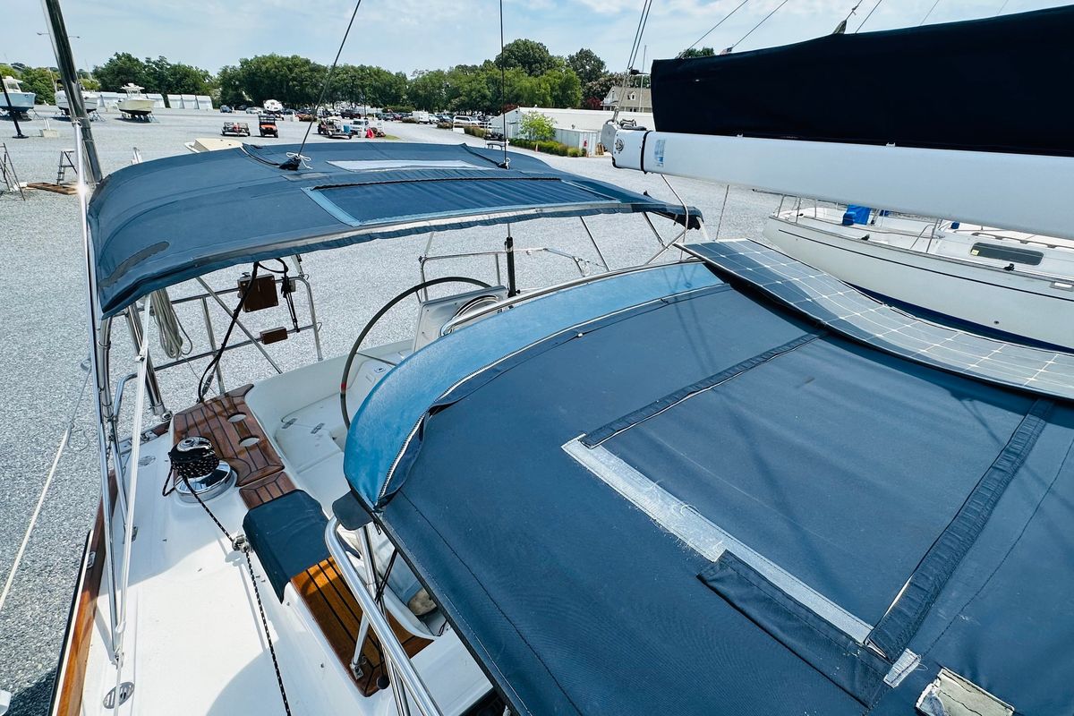 2005 Tartan 3700