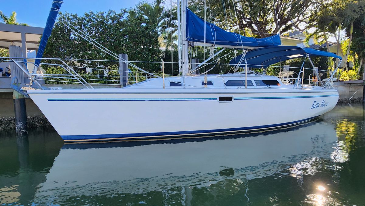 1995 Catalina 320